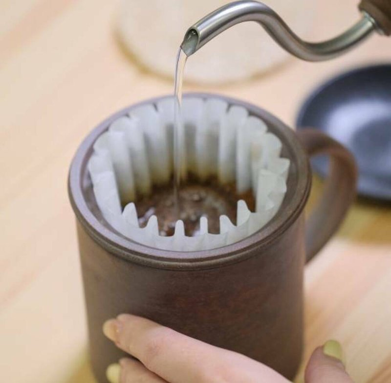 陶作坊x不二堂│T&C-MUG 老岩泥马克杯(火/炎焱)-含垫片 - 咖啡杯/马克杯 - 其他材质 咖啡色