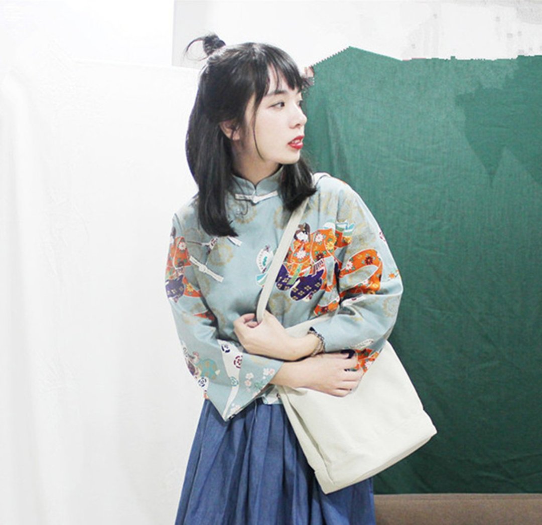 淺綠色 棉料貢緞仕女圖印花盤扣寬袖上衣 新中式中秋春節改良旗袍 - 女装上衣 - 棉 绿色