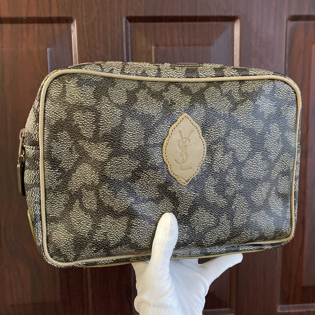 YSL 卡其褐色 经典老花 品牌logo皮标 日本正品 古董包 手拿 复古 - 侧背包/斜挎包 - 其他材质 卡其色