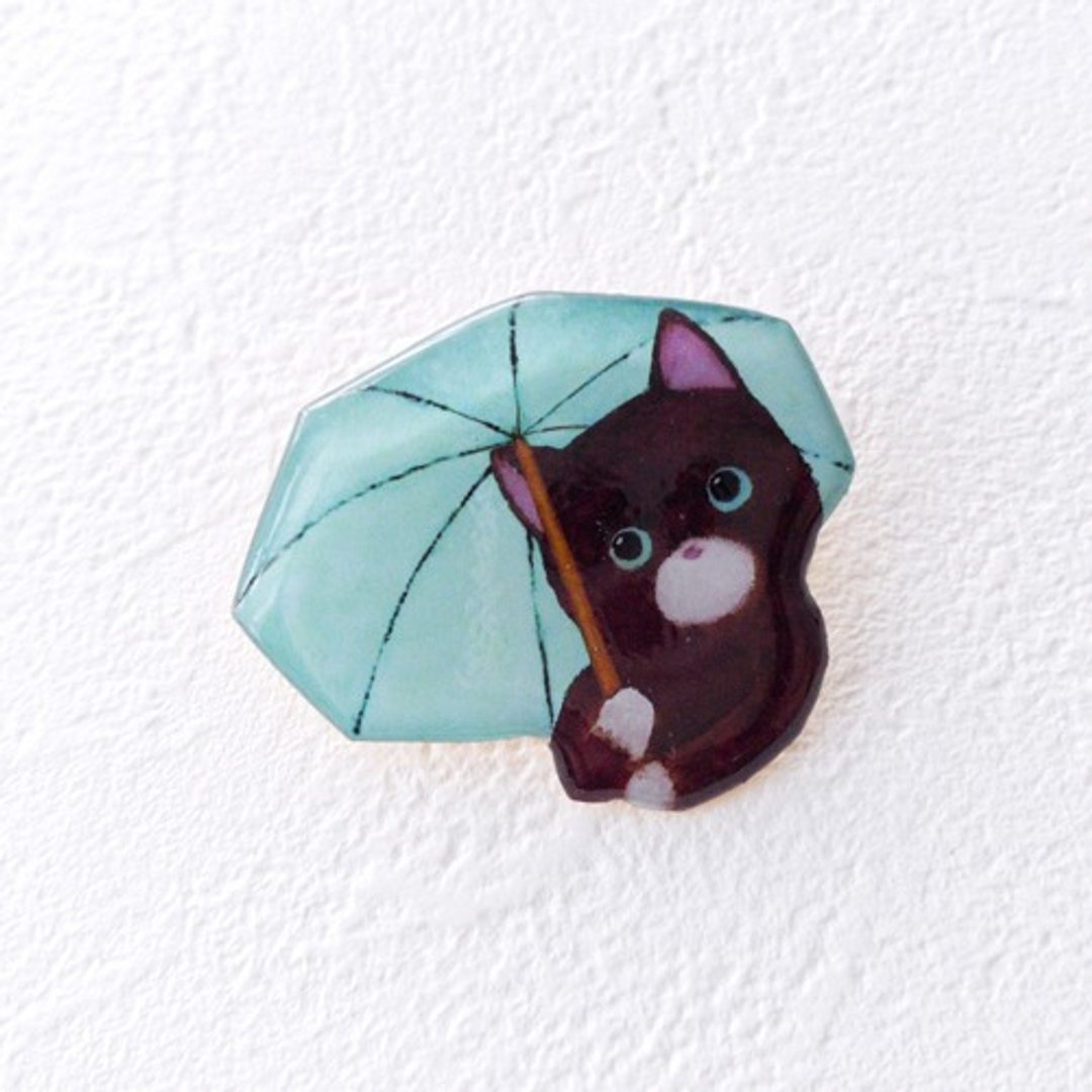 下雨天小猫胸针（绿） - 胸针 - 塑料 