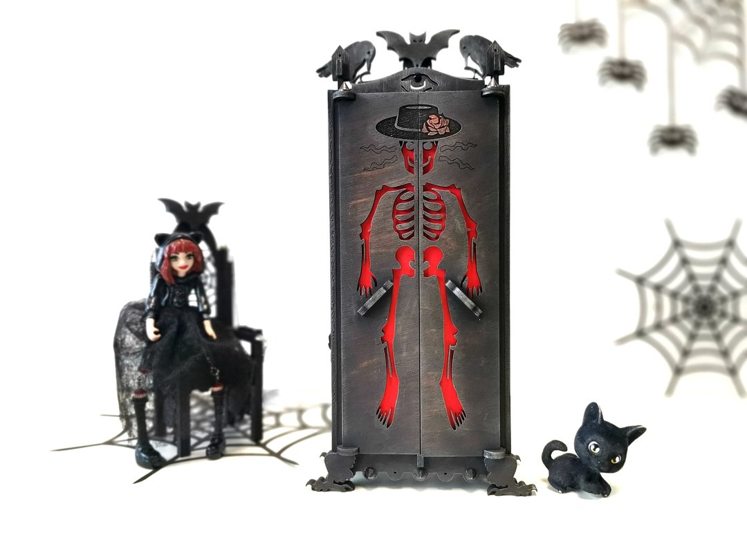 Wardrobe - Exclusive Haunted Dollhouse furniture - 玩偶/公仔 - 木头 黑色