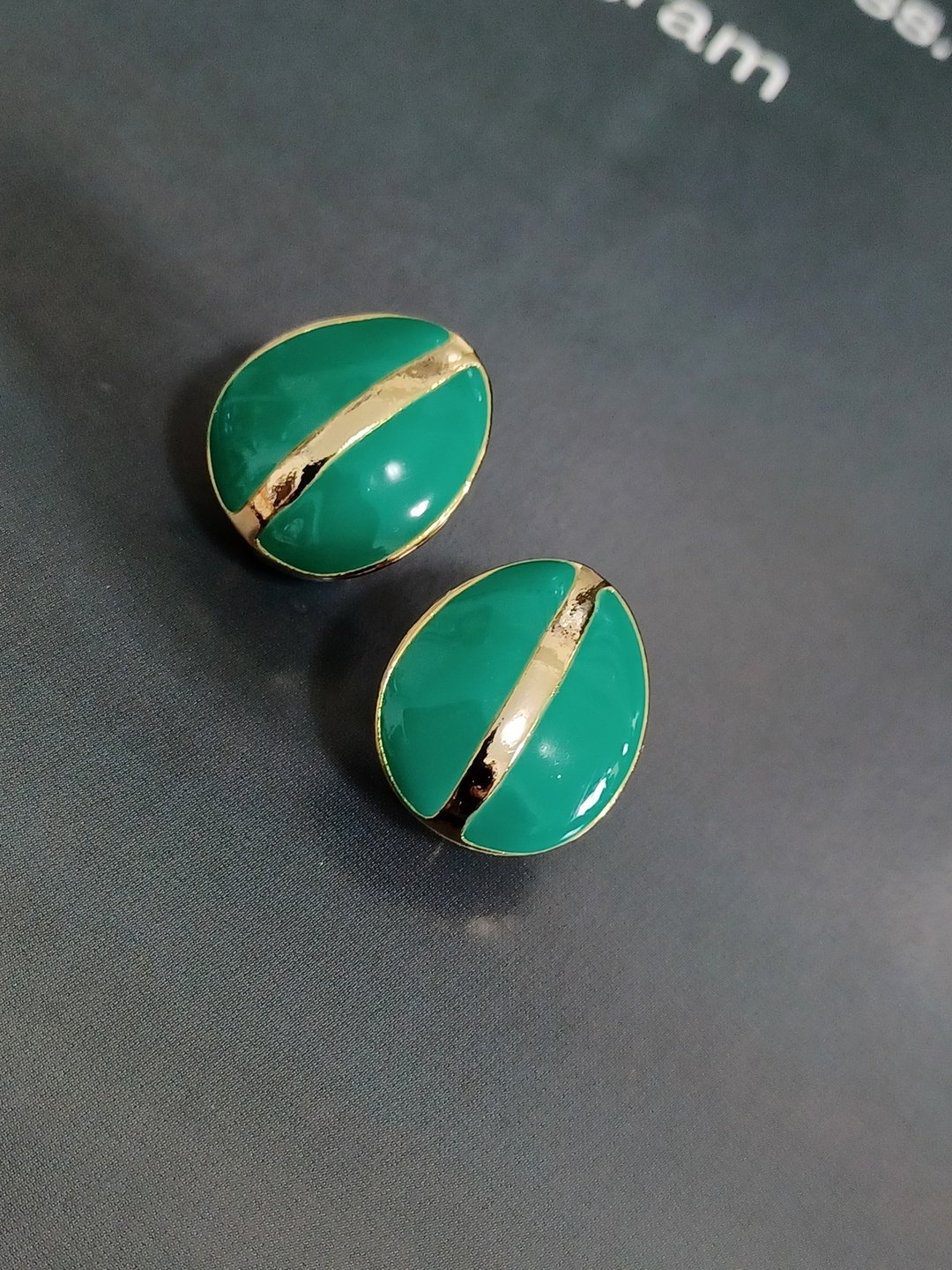vintage jewelry  绿彩珐琅甲虫意象 夹式耳环 - 耳环/耳夹 - 其他金属 