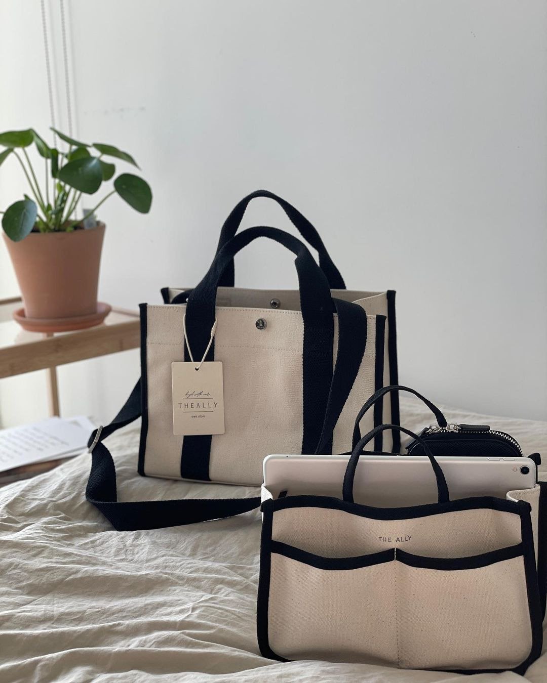 韩国 The Ally | LUNA BAG (附内袋)| 黑色 | 手袋 单肩包 - 手提包/手提袋 - 棉 黑色