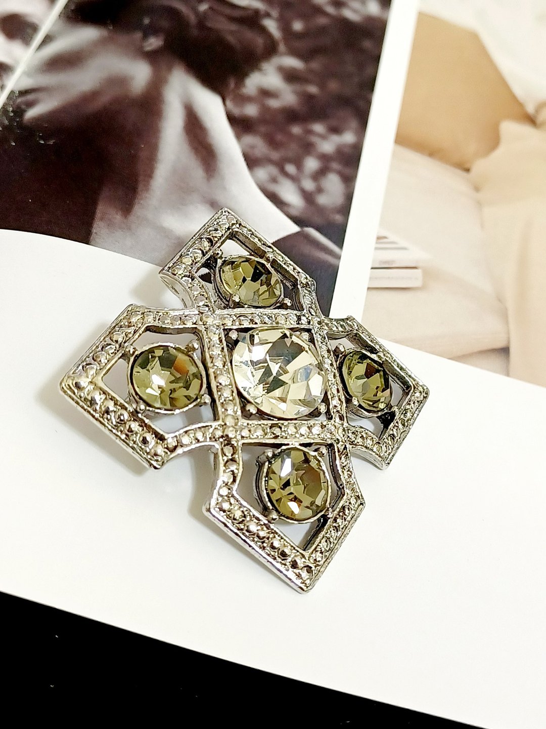 vintage jewelry  别致马尔他莱茵十字 别针 胸针 - 胸针 - 其他金属 