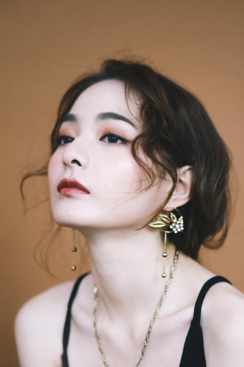 COR-DATE / 花草摇曳耳环 - 耳环/耳夹 - 其他材质 