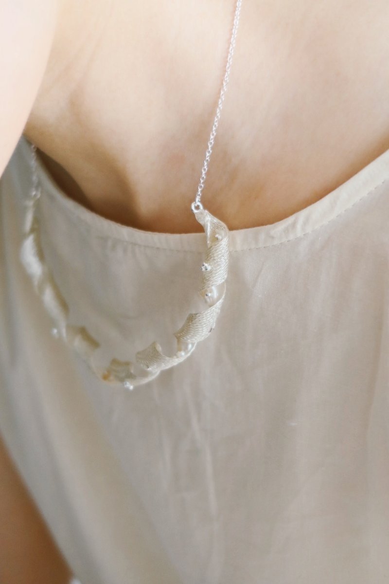 2023彩带项链\有延长链 手工树脂  新娘饰品 婚礼饰品 浮夸饰品 - 项链 - 树脂 白色