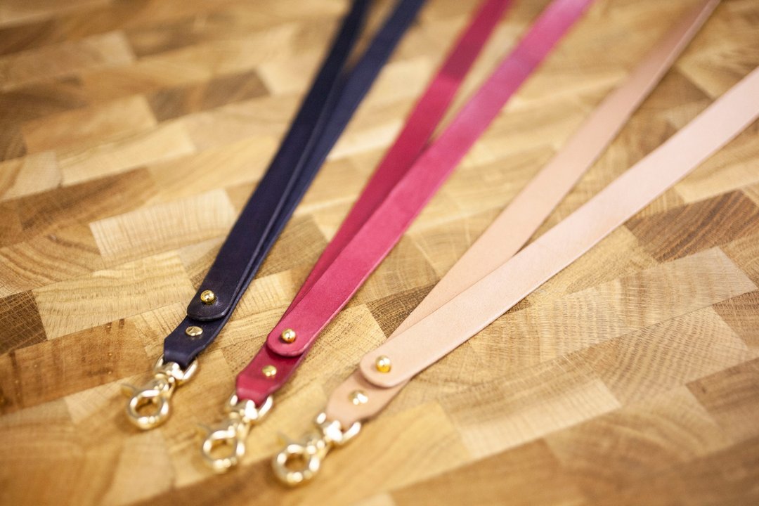 Leather Neck Strap - Neck Strap - - 皮件 - 真皮 多色