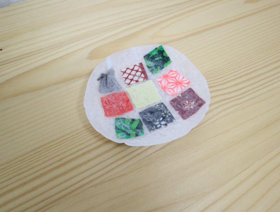 Tray made from bubble wrap/kimonoyarn/handmade - 其他 - 塑料 白色