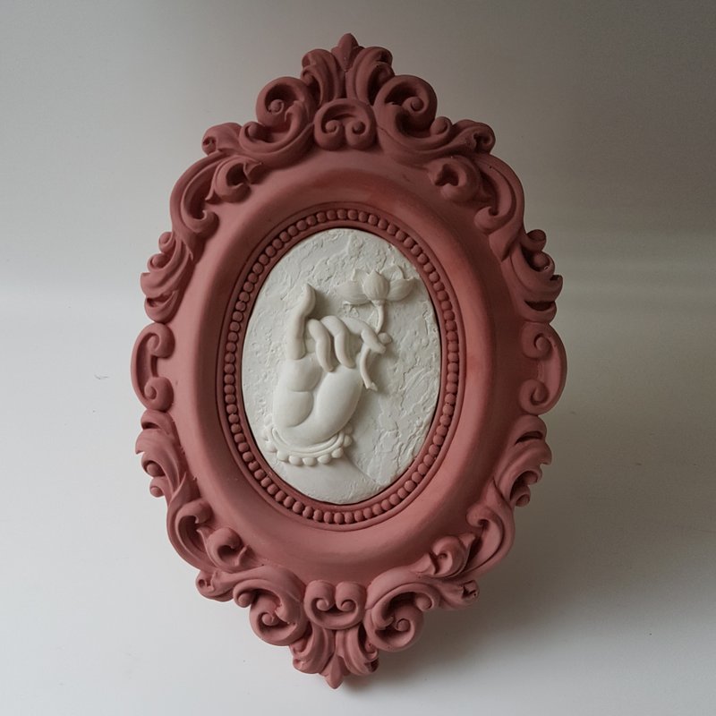 扩香石壁饰 - 佛手捻花 含圭藻土具吸湿防潮性 - 香薰/精油/线香 - 其他材质 红色