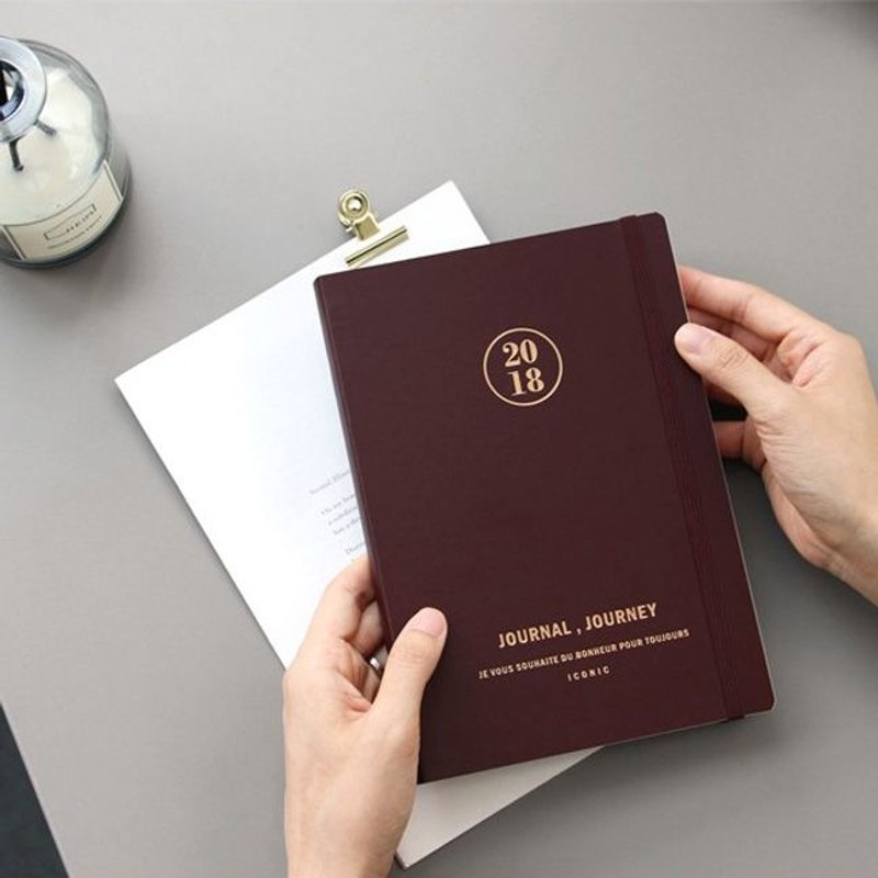 ICONIC 2018 J-Diary周志(时效)-勃根地红,ICO50367 - 年历/台历 - 纸 红色