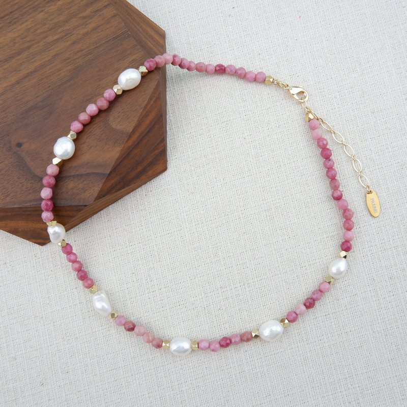 Freshwater Pearl and Rhodonite Short Necklace - 项链 - 石头 粉红色