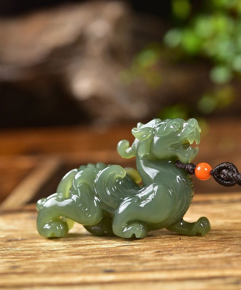 一款非常精致漂亮的和田玉麒麟吊坠寓意好事连连雕工精致 - 吊饰 - 玉石 