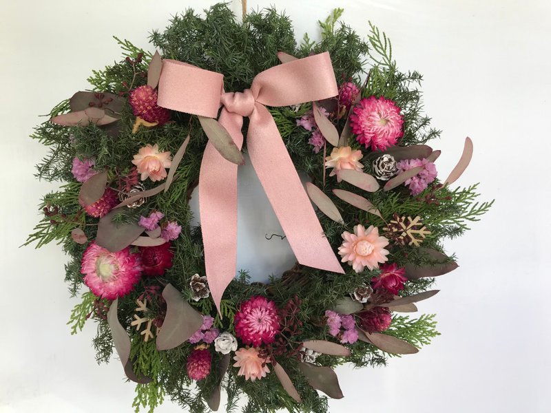 出货快速-粉红色麦杆菊圣诞花圈(含圣诞包装盒)-25厘米 - 干燥花/捧花 - 植物．花 粉红色