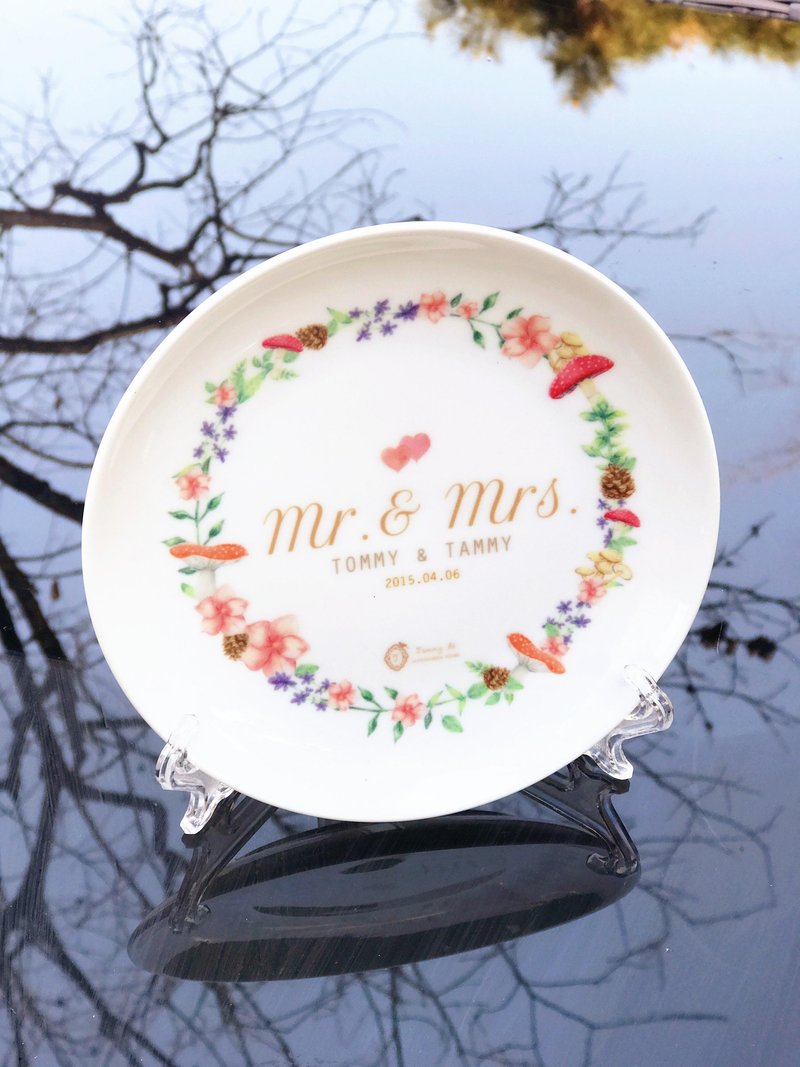 森林系情侣陶瓷餐碟 (含印名及日期服务) / 结婚礼物 - 浅碟/小碟子 - 瓷 多色