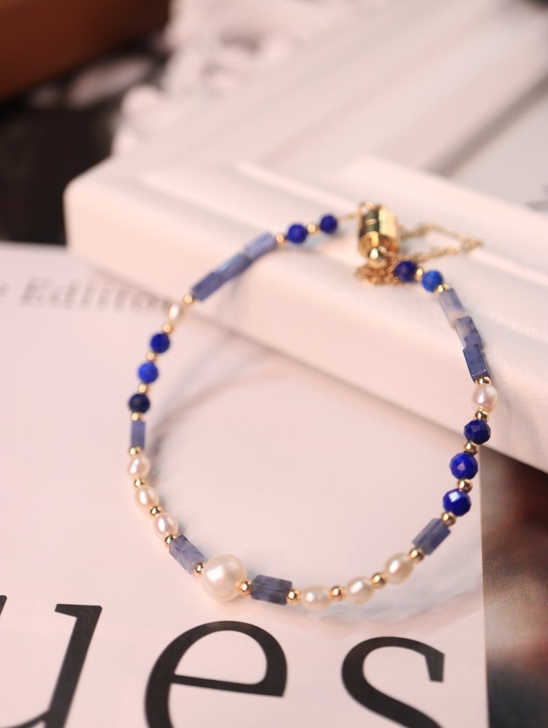 蓝纹石 × 青金石 × 珍珠 | 优雅知性磁吸扣手链 - 手链/手环 - 水晶 