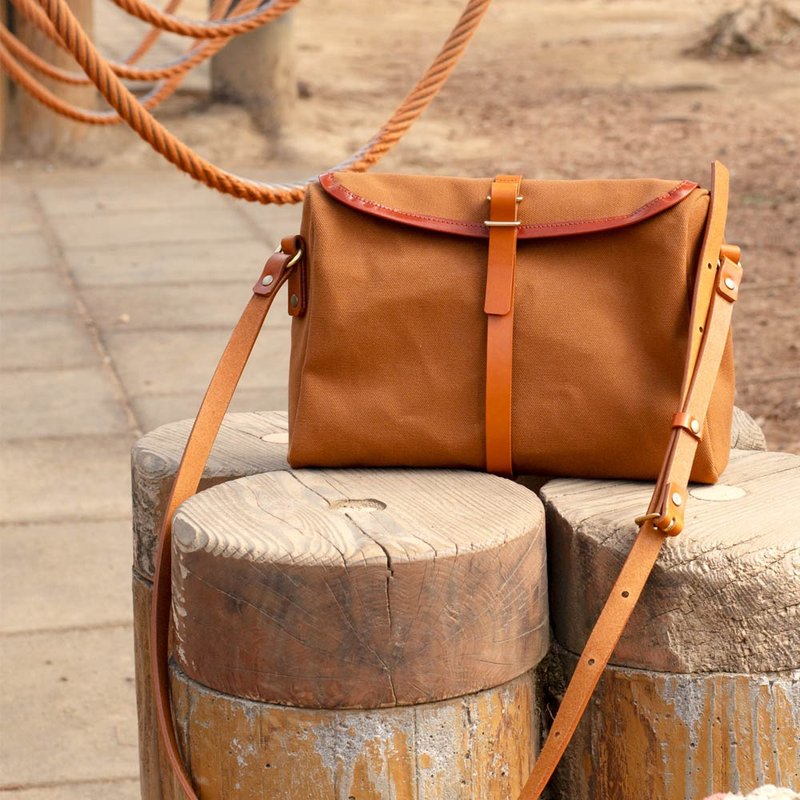 日本职人手作 厚磅防泼水帆布斜背/邮差包 Made in Japan by SFI - 侧背包/斜挎包 - 防水材质 