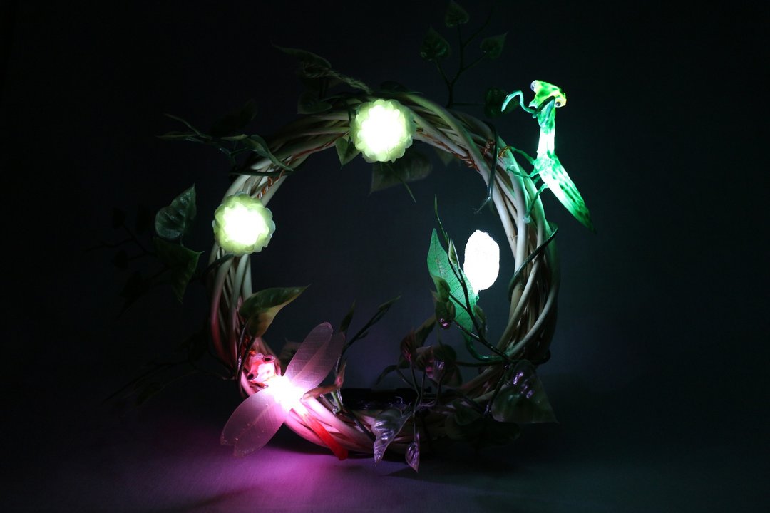 Miniature garden lease LED light mantis and dragonfly - 灯具/灯饰 - 其他材质 绿色
