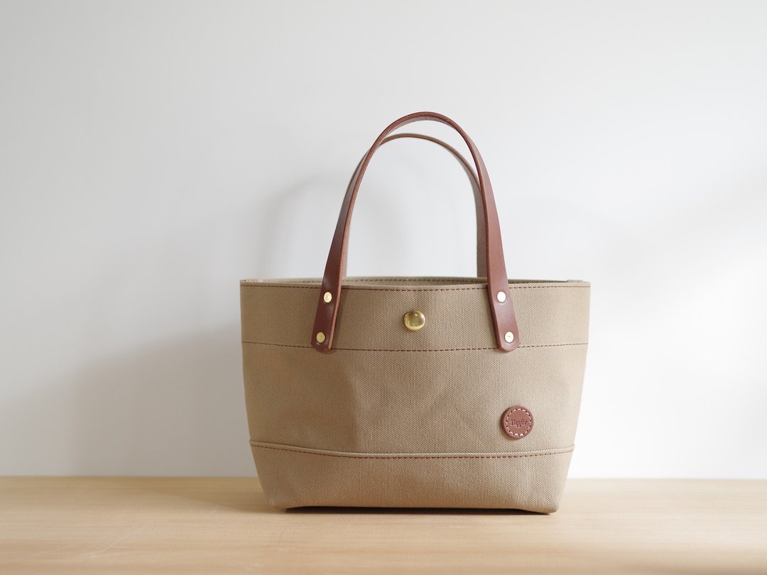 Nume leather handle canvas tote tote back Small - 手提包/手提袋 - 棉 卡其色