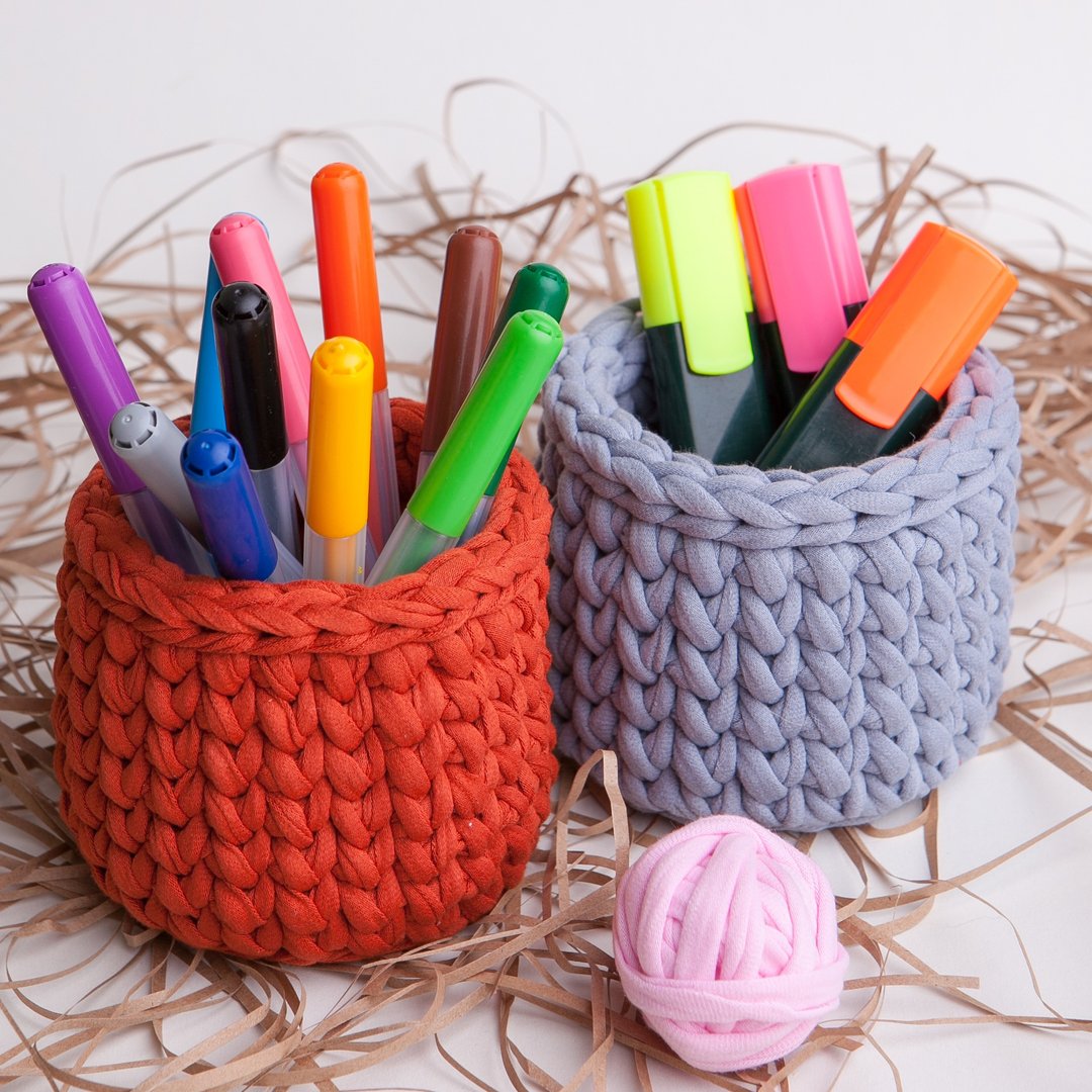 Desk organizer for women. Shelf decoration. Pen holder. Makeup brush holder - 置物架/篮子 - 棉 