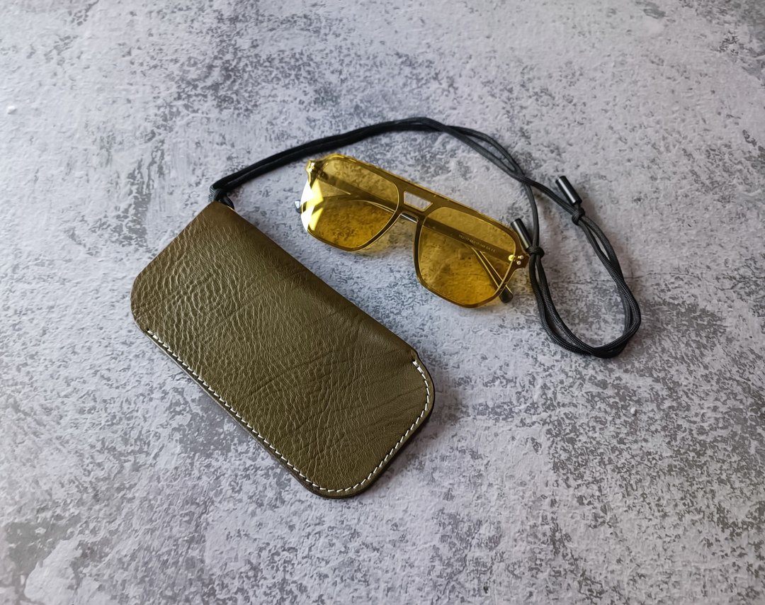 金鞄银 皮革 眼镜套 真皮 手工皮件 植鞣革 - 墨镜 - 真皮 