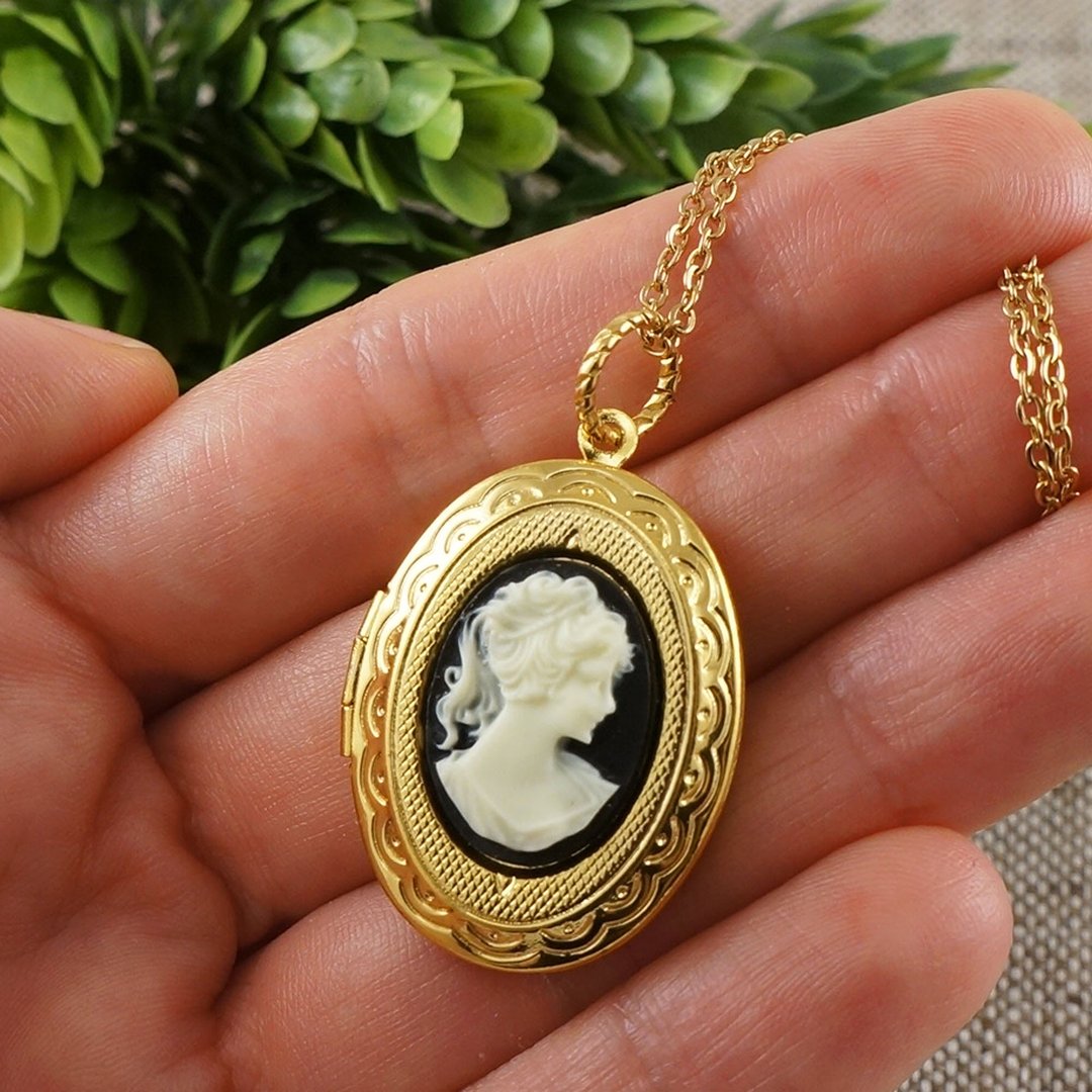 Ivory White Black Girl Lady Cameo Oval Locket Victorian Pendant Necklace Jewelry - 项链 - 其他材质 金色