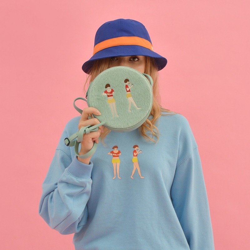 YIZISTORE 单肩背包/斜背包 刺绣拼接圆形挎包-浅绿面世&黄油 - 侧背包/斜挎包 - 真皮 多色