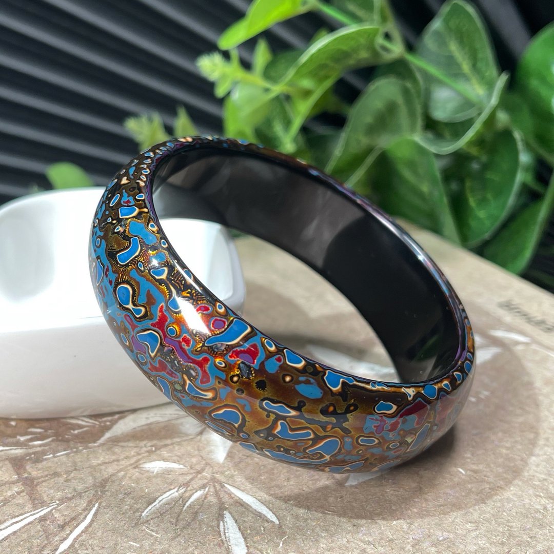 檀香大漆手镯59+MM 东方漆艺金底蓝花螺钿檀脱胎木手环 中式汉风 - 手链/手环 - 木头 