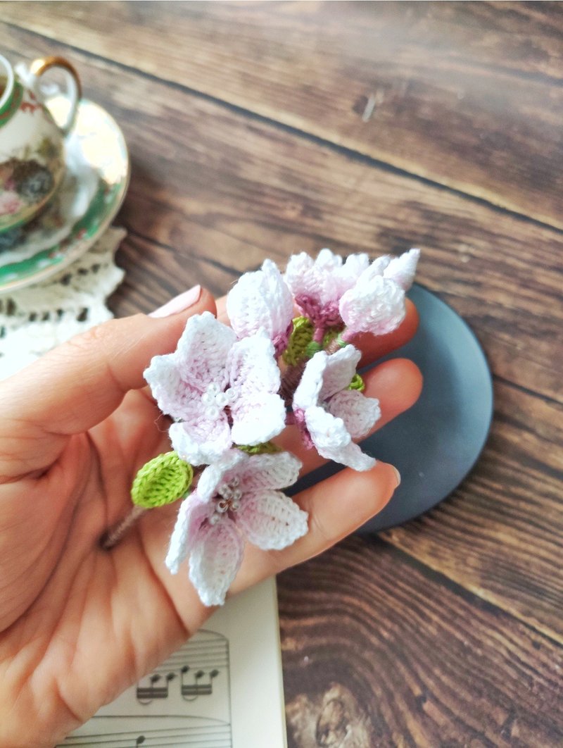 樱花胸针 樱花胸针 樱花翻领别针 粉红花朵胸针 - 胸针 - 棉．麻 粉红色