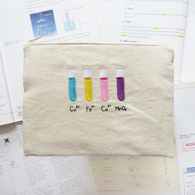 Colour of Ions 刺绣试管图案笔袋 / 化学 毕业 - 化妆包/杂物包 - 棉．麻 多色
