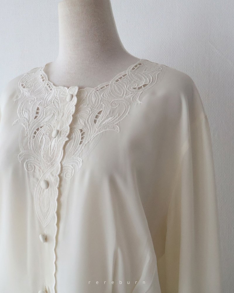 复古刺绣领韩国制宽松欧美版型长袖米黄古着衬衫 - 女装衬衫 - 聚酯纤维 黄色