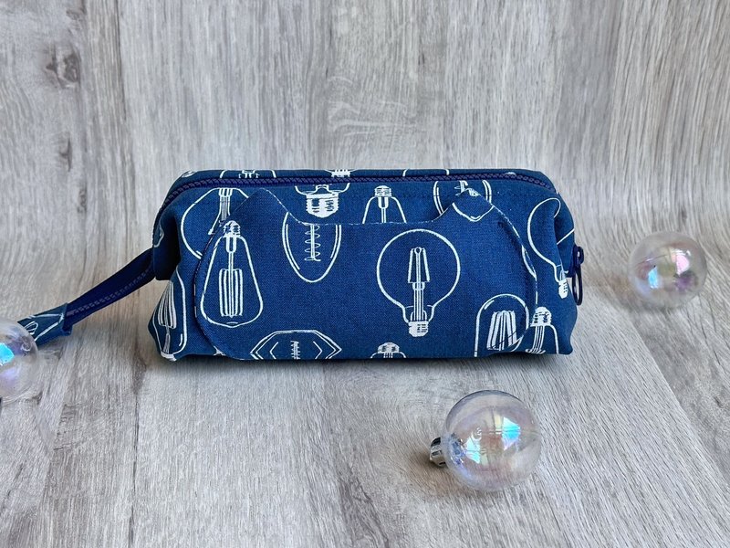 爱迪生灯泡 大容量笔袋 手作布包 化妆收纳包 礼物 - 铅笔盒/笔袋 - 棉．麻 蓝色