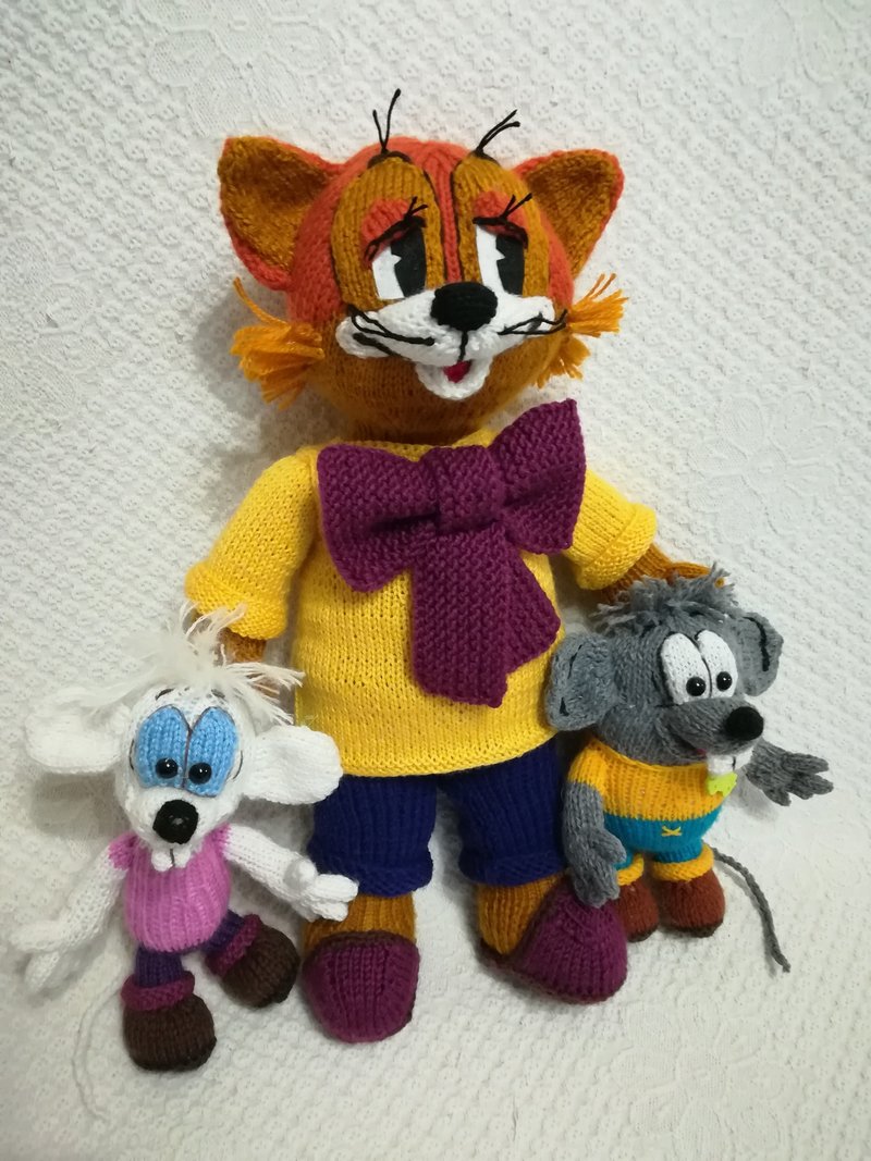 手工针织玩具。善良的猫和狡猾的老鼠。绒毛玩具 - 玩偶/公仔 - 羊毛 金色