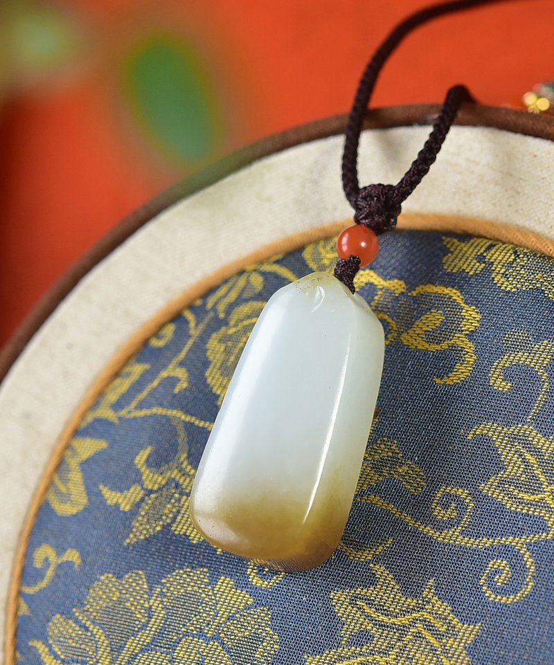 秒杀价 天然羊脂玉糖白无事牌吊坠 - 吊饰 - 玉石 