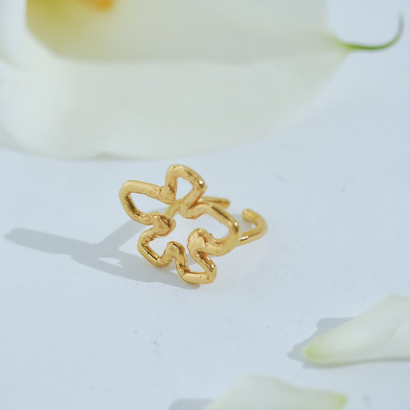 Tube Flower Ring - 戒指 - 其他金属 金色