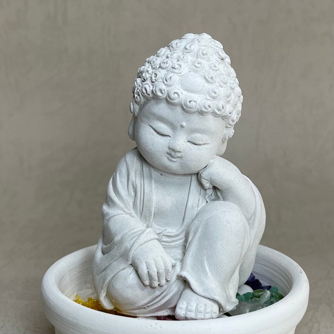 佛像摆饰 五行水晶矿石扩香之悟道小盘水晶套组 佛 水晶 招财 - 香薰/精油/线香 - 水泥 灰色