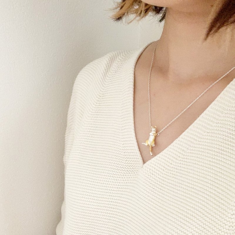 Goron brown white cat pendant - 项链 - 其他金属 金色