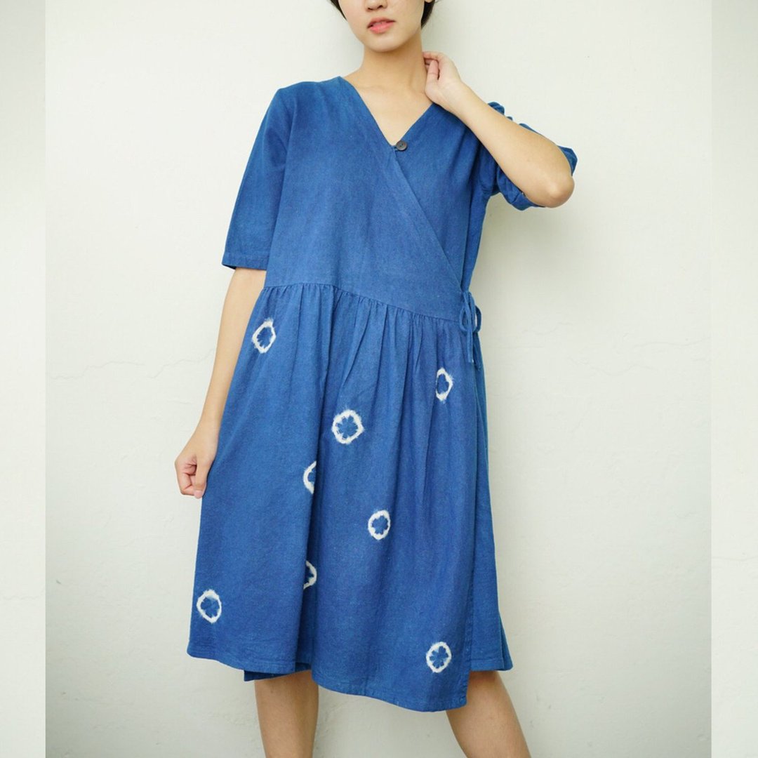 Indigo Tie Dye Wrap Knotted Dress - 洋装/连衣裙 - 棉 蓝色