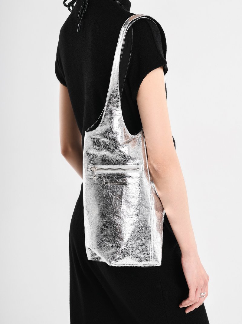 HIDDENNOTES/原创 高级感银色大容量水桶包 极简轻便单肩包女 - 手提包/手提袋 - 其他人造纤维 银色