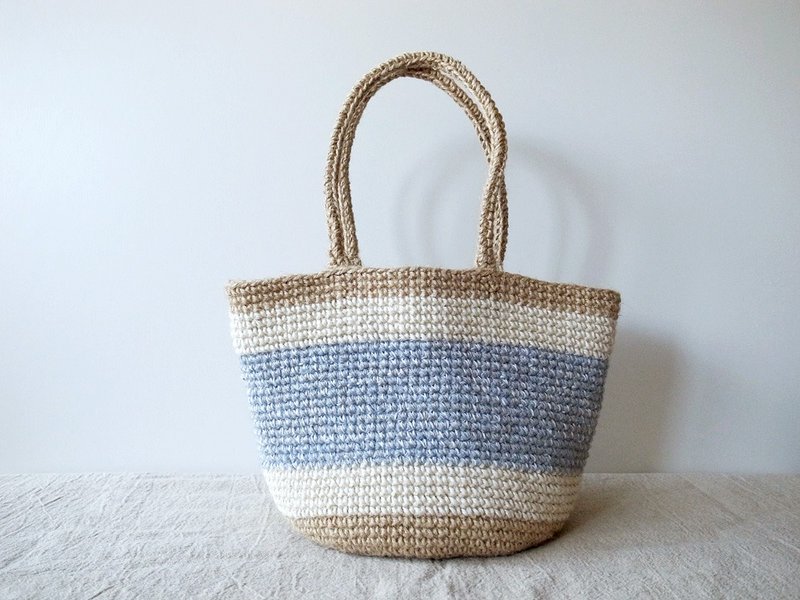 Magazine bag IceBlue bag - 侧背包/斜挎包 - 棉．麻 蓝色