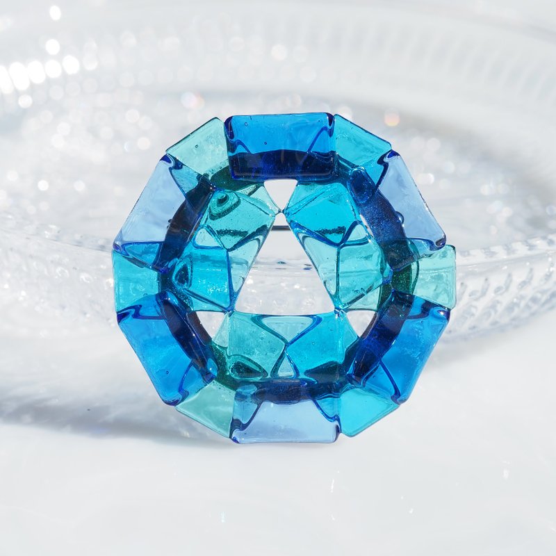 Glass kaleidoscope (Kaleidoscope [soda]) brooch [made-to-order] - 胸针 - 玻璃 蓝色