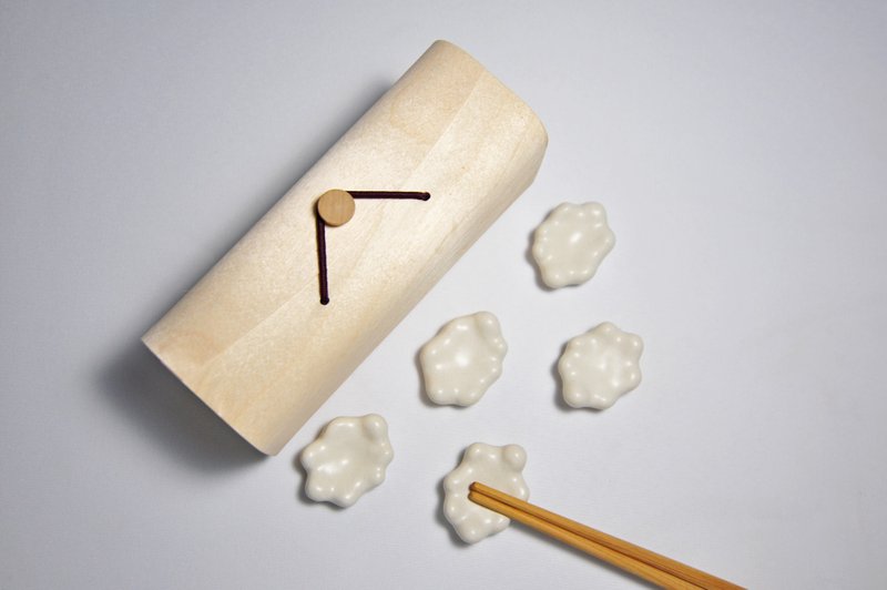 绝版陶瓷手作摆件组含盒 筷架茶枕茶置茶针架搁置架笔搁 白云5入 - 筷子/筷架 - 陶 白色