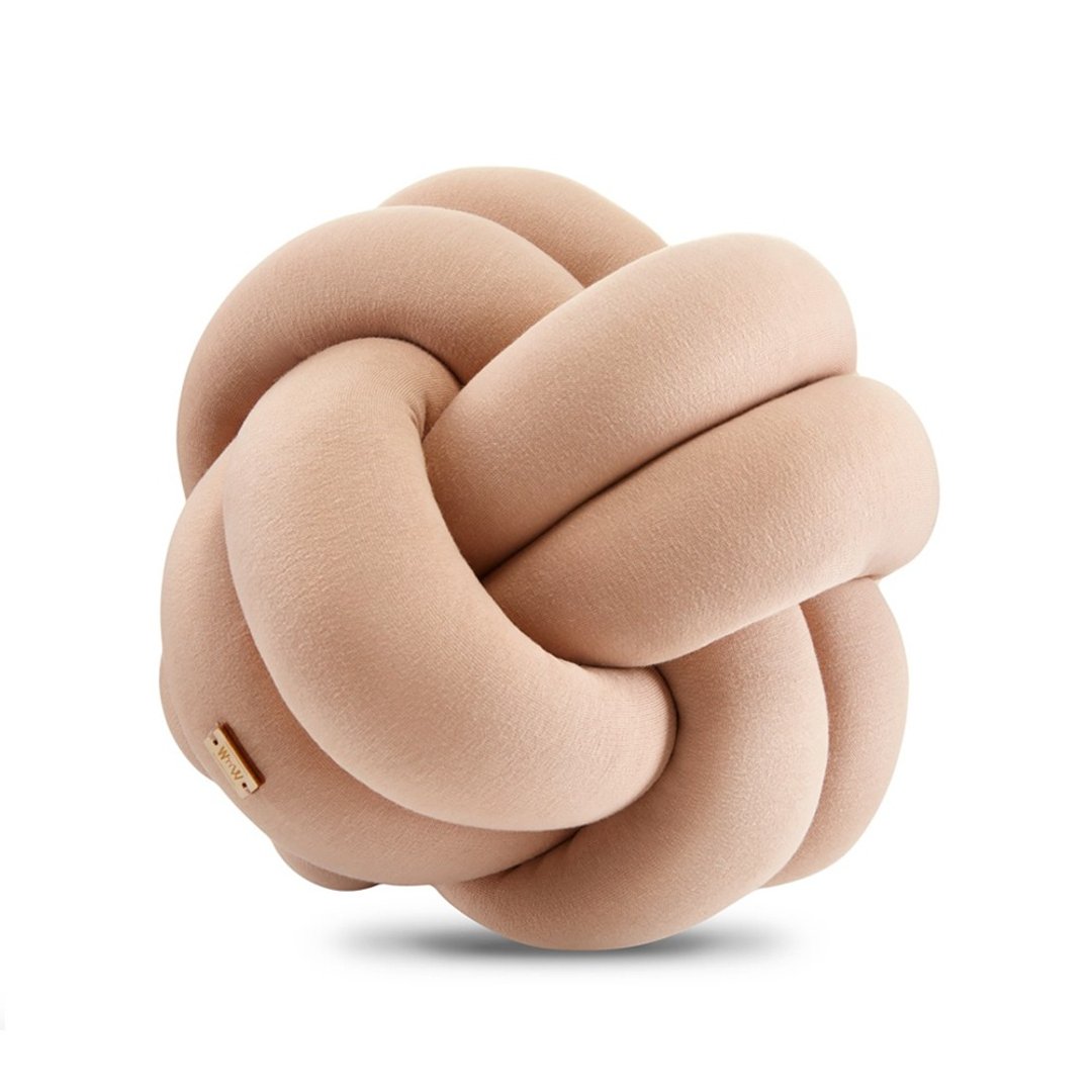 Knot Cushion 缠绕小球 | 拿铁咖  抱枕 礼物 - 枕头/抱枕 - 棉 咖啡色