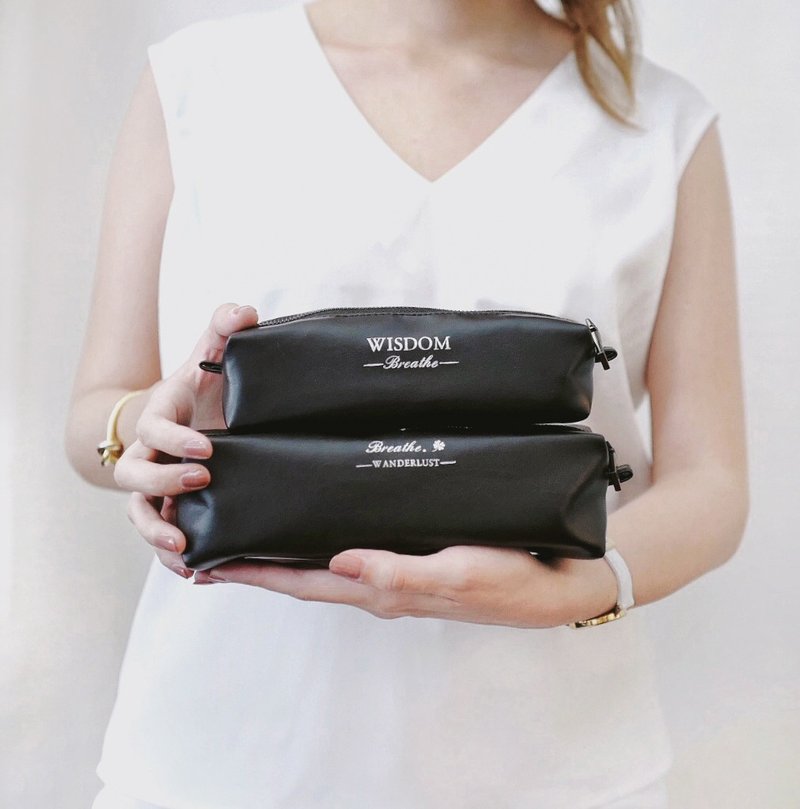 【定制化】  免费加烫金名字 笔袋 大容量－黑色皮革笔盒 - 铅笔盒/笔袋 - 人造皮革 黑色