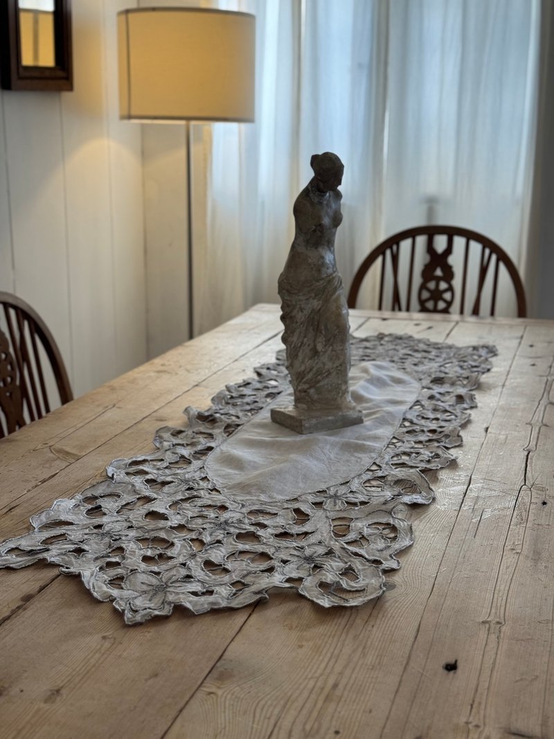 50022-典雅法国古董手工刺绣桌旗 - 餐垫/桌巾 - 棉．麻 