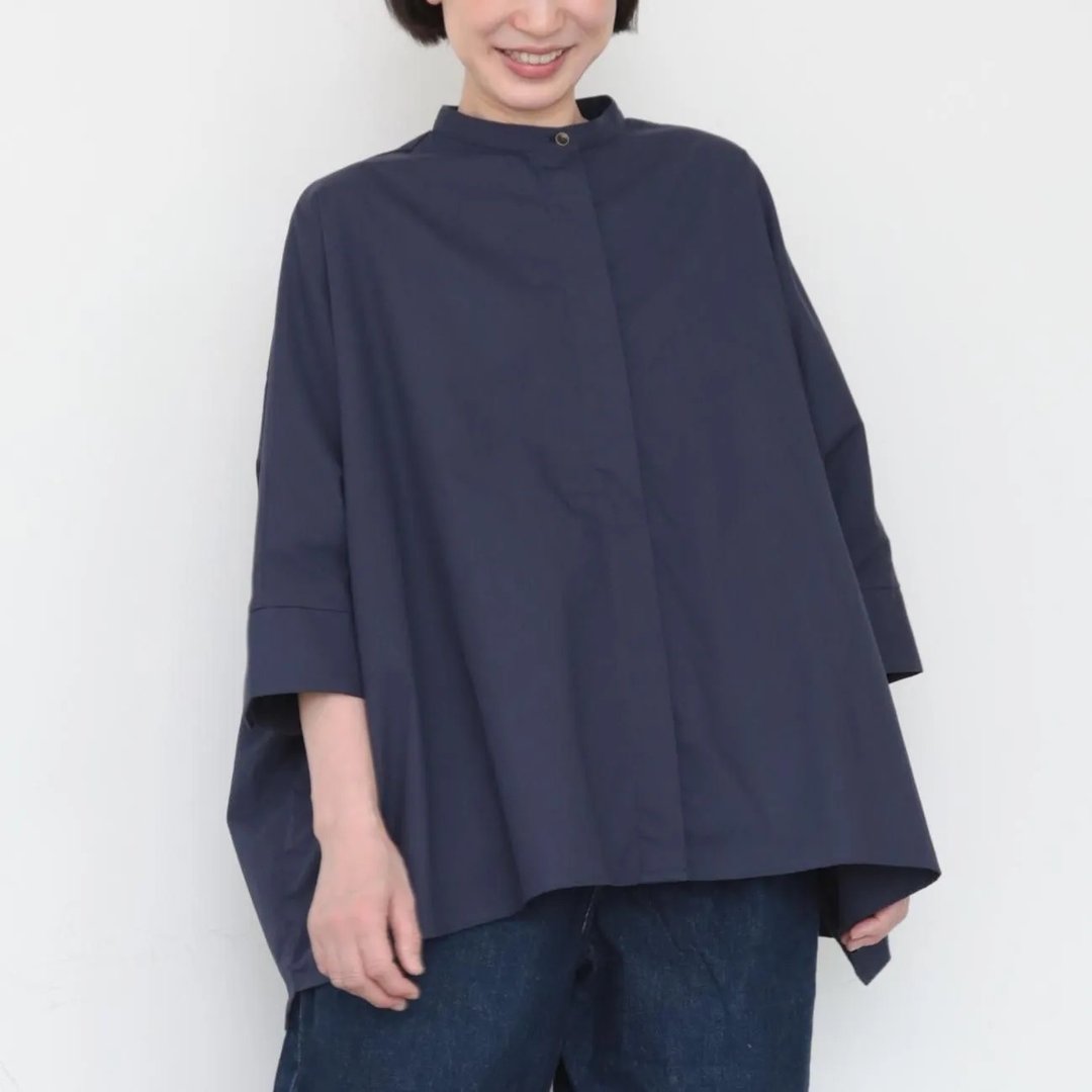 OMAKE.jp 落肩缀铜珠上衣 SiiShirts 深蓝 - 女装衬衫 - 棉 蓝色