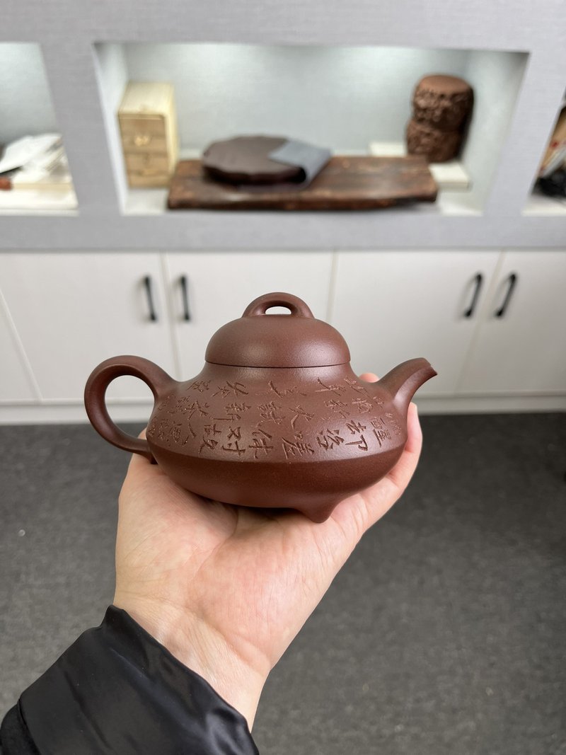 三足合韵 现货实拍 原矿极品底槽清 正宗润泽 器型正宗 三足稳重 - 茶具/茶杯 - 陶 灰色