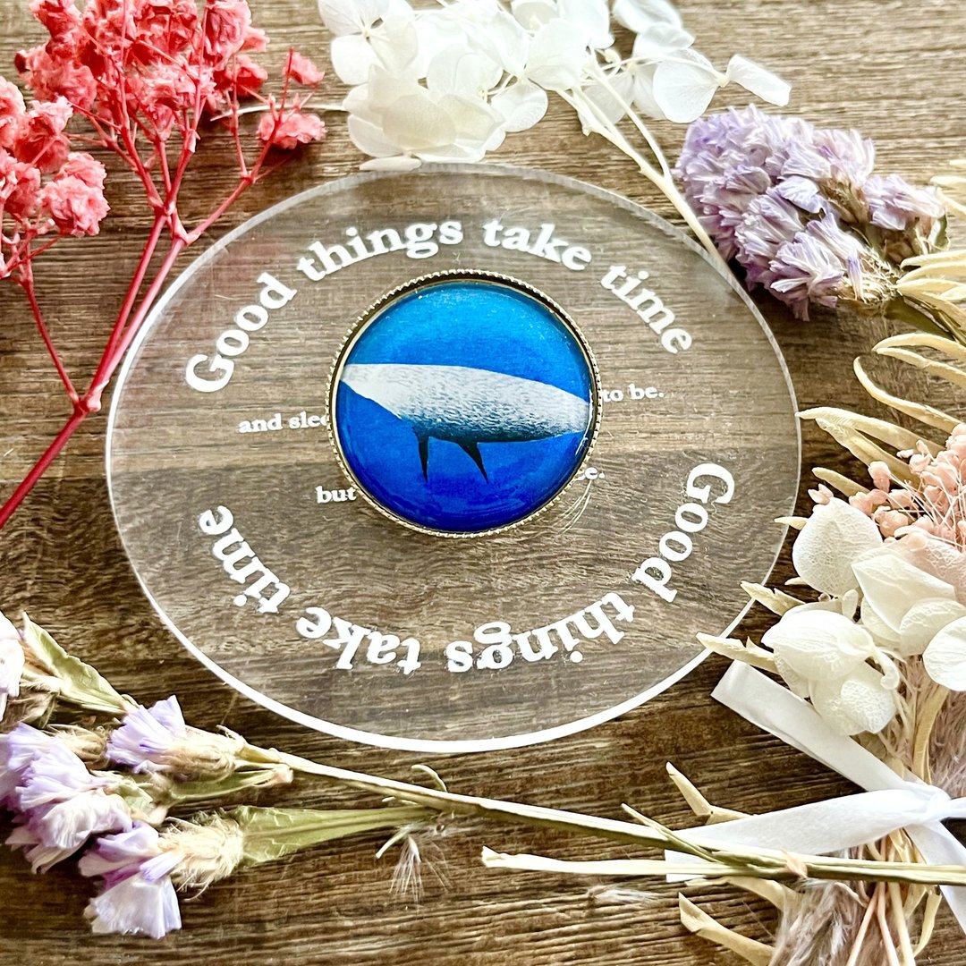 风景画胸针 群青世界 海 鲸鱼 - 胸针 - 树脂 蓝色