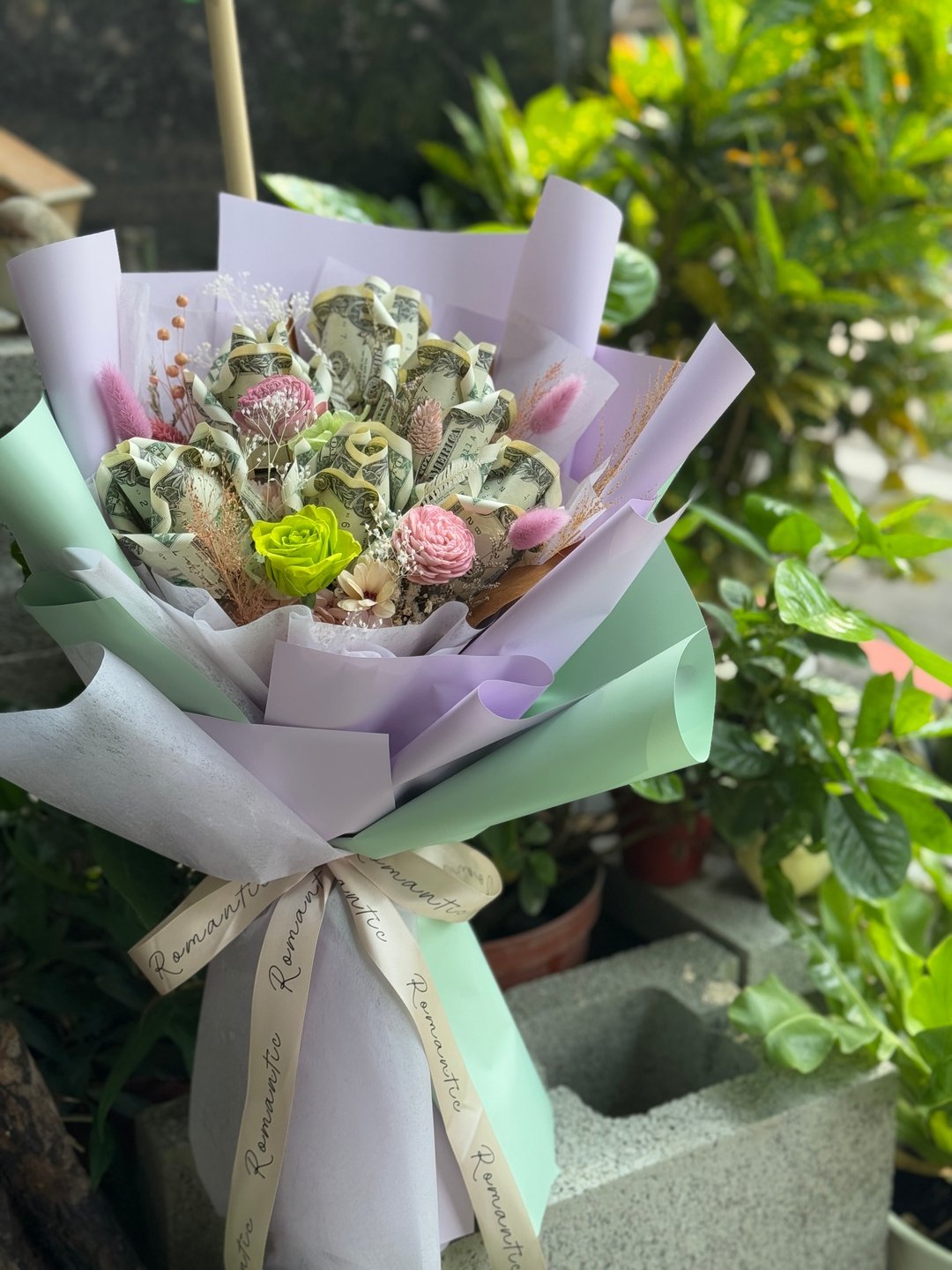 毕业花束 出奇制胜的有钱花束  不包含美钞金额 - 干燥花/捧花 - 植物．花 多色
