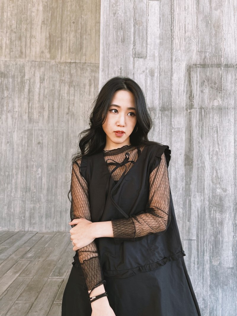 V- shape collar with bow vest ballon dress - 洋装/连衣裙 - 聚酯纤维 黑色