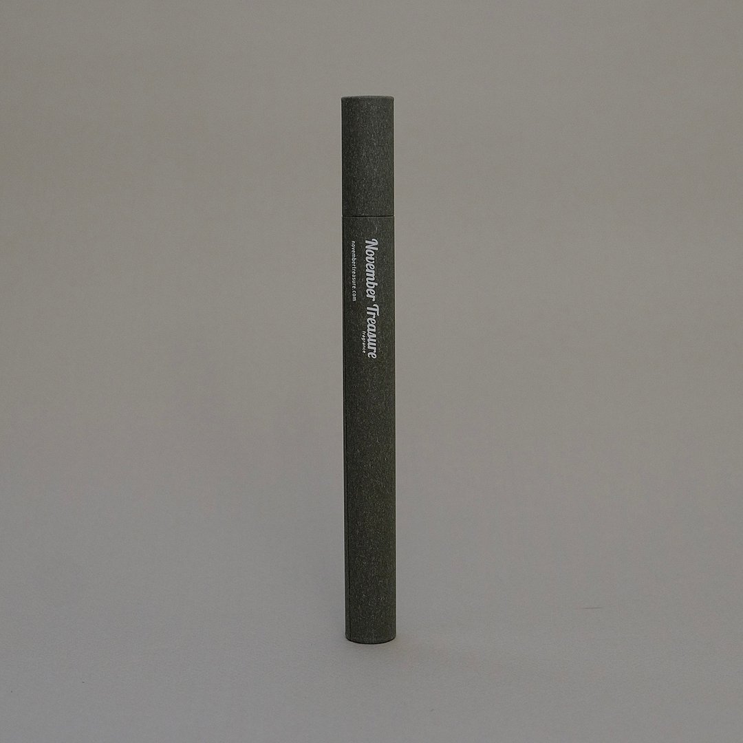 SIGNING 手语 INCENSE STICKS / 线香 - 香薰/精油/线香 - 其他材质 灰色